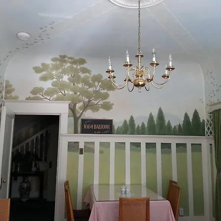 Balfour House-3